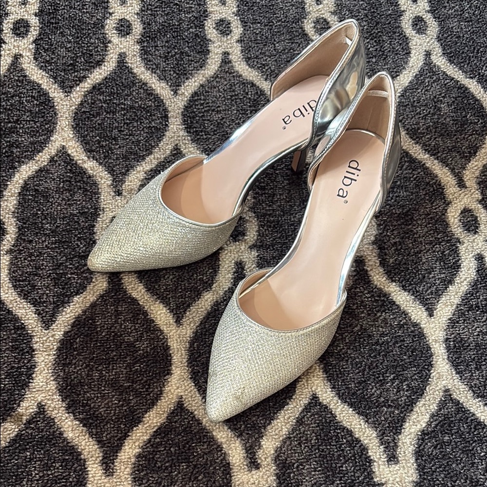 Diba Women's Silver Pointed Toe Heels